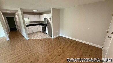 310 Thompson Rd in Webster, MA - Building Photo - Building Photo