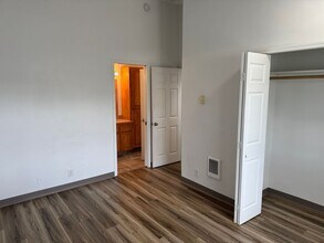 359 S 58th St in Springfield, OR - Building Photo - Building Photo