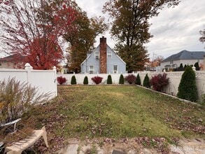 188 Auth Ave in Woodbridge Township, NJ - Building Photo - Building Photo