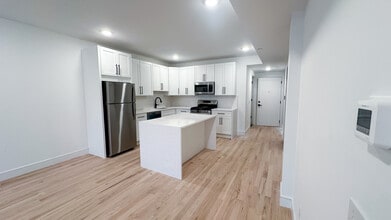 325 Union Blvd in Totowa, NJ - Building Photo - Building Photo