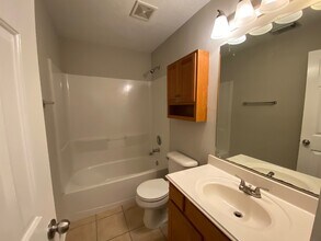 38 W Sage Creek Pl in Spring, TX - Building Photo - Building Photo