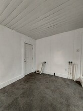 240 W Main St in Newark, OH - Building Photo - Building Photo