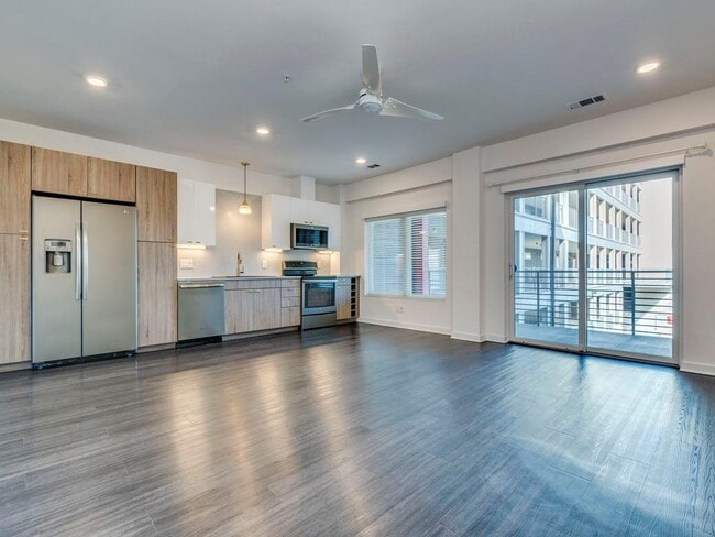 property at 4361 S Congress Ave