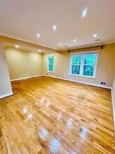 2453 Alsop Ct in Reston, VA - Foto de edificio - Building Photo