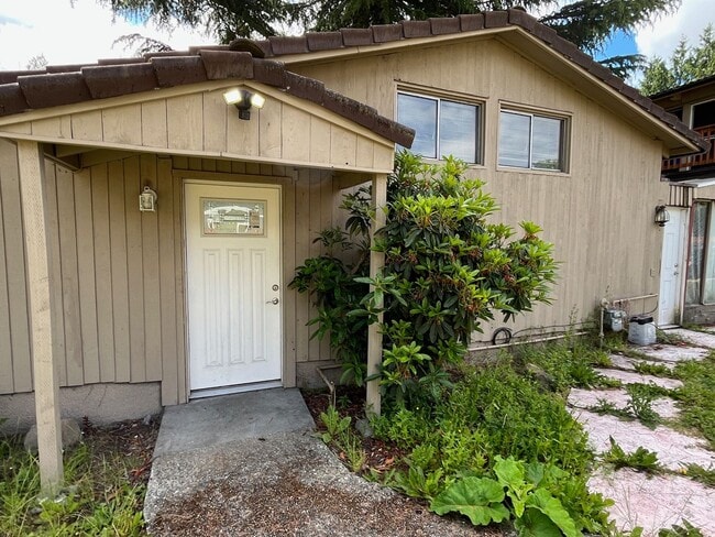 property at 12072 44th Pl S