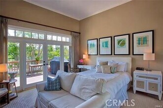 81 Sea Island Dr in Newport Beach, CA - Building Photo - Building Photo