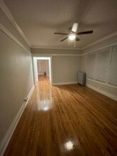 8043 S Champlain Ave, Unit 2 in Chicago, IL - Building Photo - Building Photo