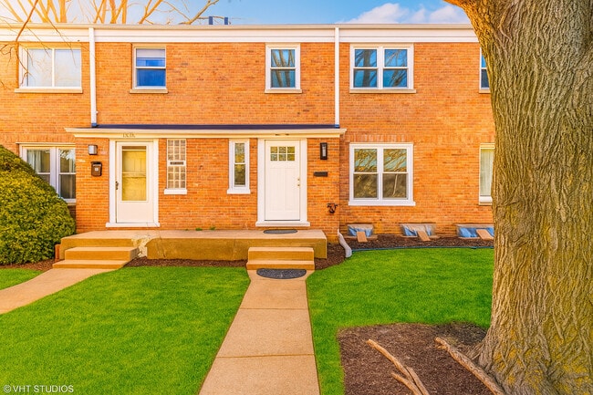 property at 1312 E Northwest Hwy