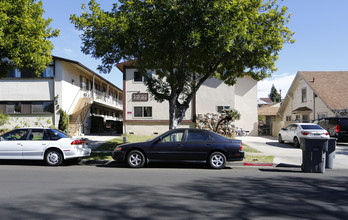 222 N Belmont St in Glendale, CA - Building Photo - Building Photo