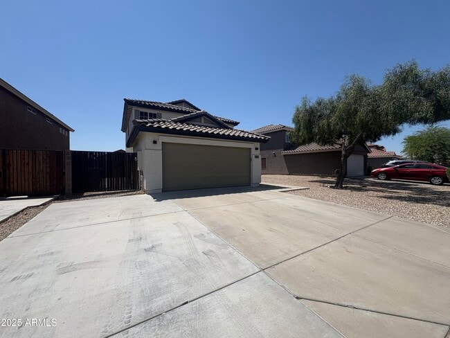 1407 E Stirrup Ln in Queen Creek, AZ - Building Photo - Building Photo