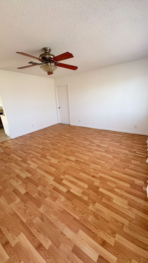 22219 Sioux Rd in Apple Valley, CA - Building Photo - Building Photo