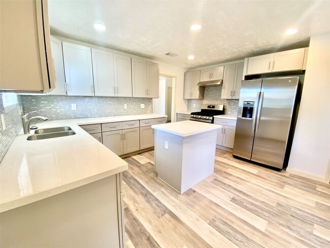 property at 4203 Breckenridge Dr