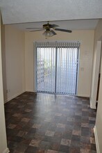 1072 Keith Dr in Hinesville, GA - Building Photo - Building Photo