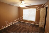 141 Loyd Ct photo'