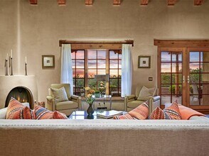 207 Camino De Los Marquez in Santa Fe, NM - Building Photo - Building Photo