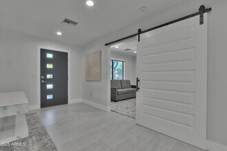 4241 E Calle Tuberia in Phoenix, AZ - Building Photo - Building Photo