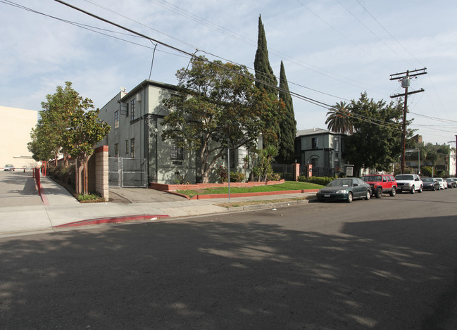 Fernwood in Los Angeles, CA - Building Photo - Building Photo