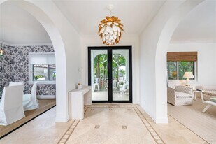 760 Glenridge Rd in Key Biscayne, FL - Building Photo