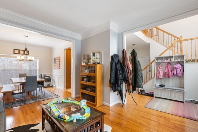 2953 Medford Dr in Dumfries, VA - Foto de edificio - Building Photo