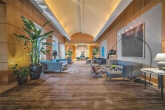 1435 Brickell Ave in Miami, FL - Building Photo - Building Photo