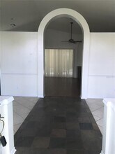 1800 Shadow Pine Ct in Oviedo, FL - Building Photo - Building Photo