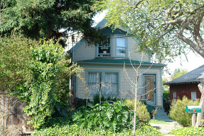 1538 Bonita Ave in Berkeley, CA - Building Photo - Building Photo