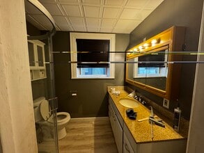 169 Paddock St, Unit Apt 1 in Watertown, NY - Foto de edificio - Building Photo