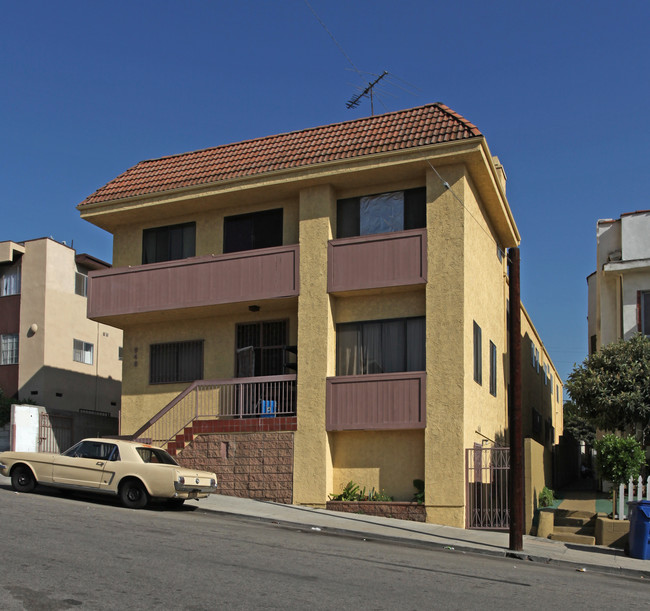 946 Everett St in Los Angeles, CA - Foto de edificio - Building Photo