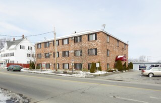 West Hancock Apartments in Manchester, NH - Building Photo