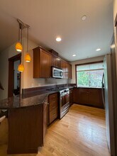 19439 1st Ave S in Normandy Park, WA - Building Photo - Building Photo