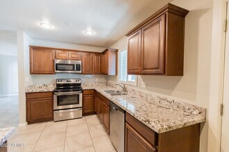 1620 S Hardy Dr in Tempe, AZ - Building Photo - Building Photo