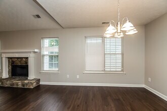 3808 Summer Leigh Ct in Loganville, GA - Building Photo - Building Photo