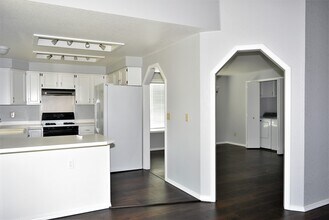5706 Crystal Ct SE in Lacey, WA - Building Photo - Building Photo