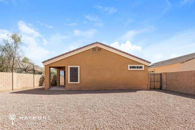 37088 W Amalfi Ave, Unit B upstairs in Maricopa, AZ - Building Photo - Building Photo