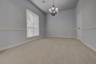 2785 Lake Forest Dr in Round Rock, TX - Building Photo - Building Photo