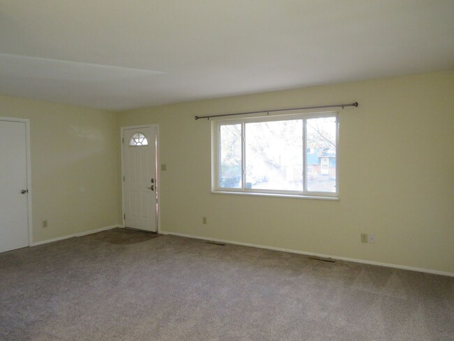 1413 N Kingsley Dr in Colorado Springs, CO - Building Photo - Building Photo