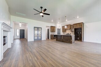 5009 Misty Wood Ln in Mustang, OK - Building Photo - Building Photo