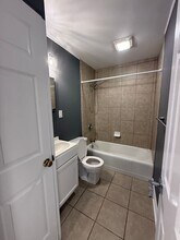 1012 Davis St in Jacksonville, NC - Building Photo - Building Photo