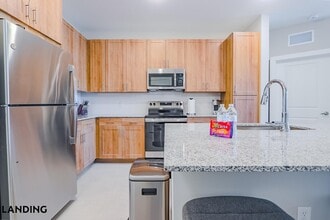 2361 Commerce Park Dr NE, Unit 5108 in Palm Bay, FL - Building Photo - Building Photo