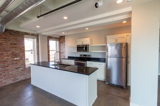 310 E 1st St in Tulsa, OK - Building Photo - Building Photo