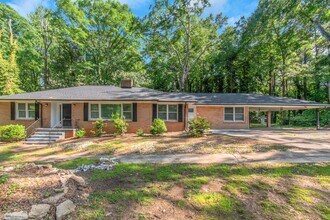 3298 Rabun Dr SW in Atlanta, GA - Building Photo - Building Photo