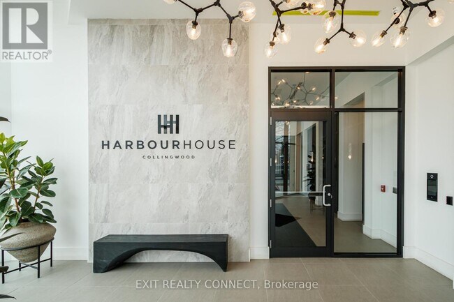 31 Huron St in Collingwood, ON - Building Photo - Building Photo