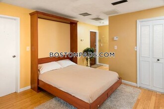 386 Commercial Street in Boston, MA - Building Photo - Building Photo