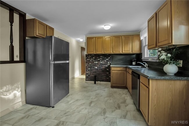 4160 Harlem Rd in Buffalo, NY - Foto de edificio - Building Photo