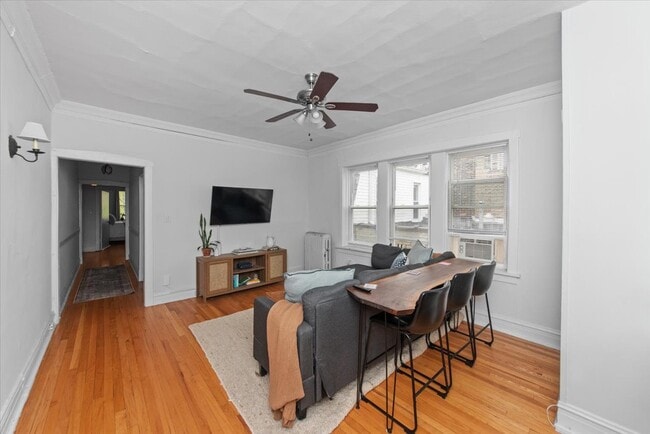 457 W Roslyn Pl in Chicago, IL - Building Photo - Building Photo