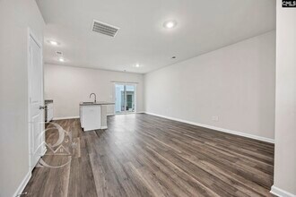 727 Wild Duck Ln in Columbia, SC - Building Photo - Building Photo