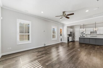 2607 Nicholson St in Houston, TX - Building Photo - Building Photo