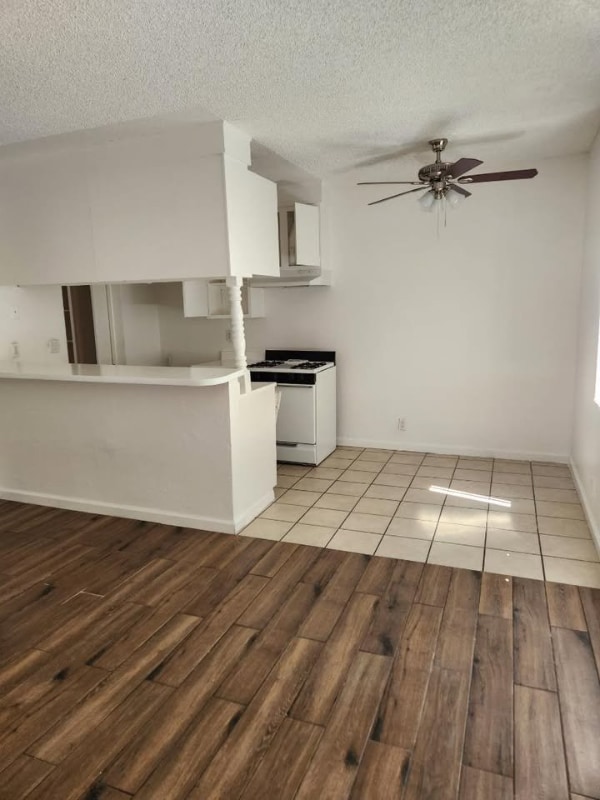 316 E Ave Q-7 in Palmdale, CA - Building Photo - Building Photo