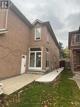55 Lauraglen Crescent in Brampton, ON - Building Photo - Building Photo