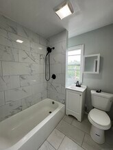 199 English St in New Haven, CT - Building Photo - Building Photo